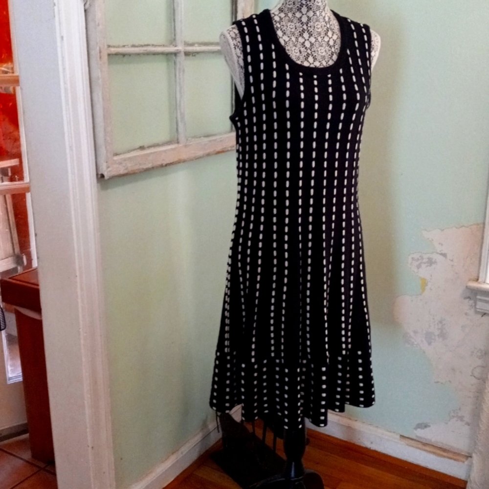 Women's dress: